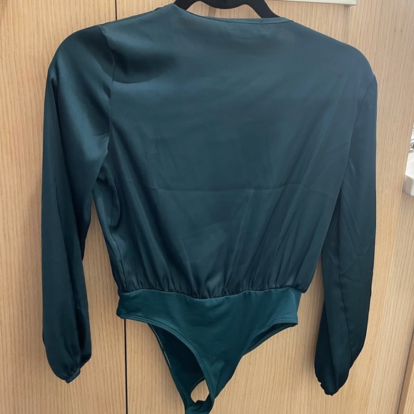 Silk long sleeve bodysuit - Picture 2 of 3